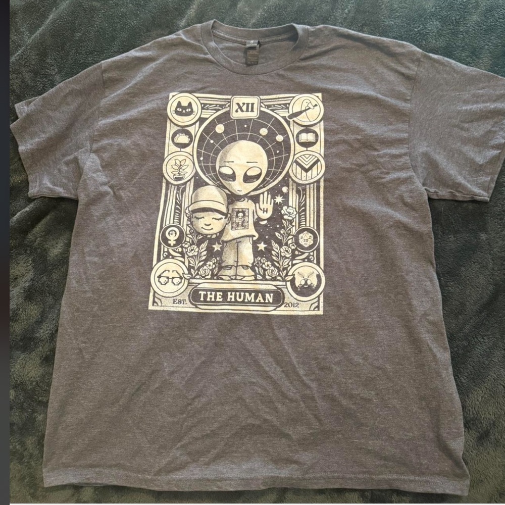 Gildan Charcoal Graphic T-Shirt